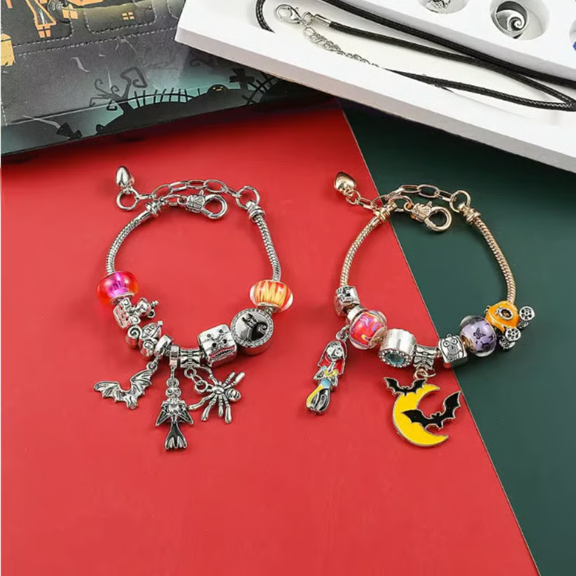 🔥🔥LAST DAY ONLY 49% OFF🔥🔥🎁Halloween Treasures Charm Bracelet🎃 (Limited Edition.)